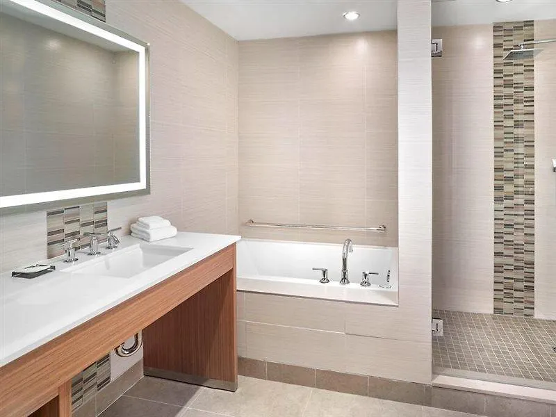 Hotel The Westin Calgary Airport