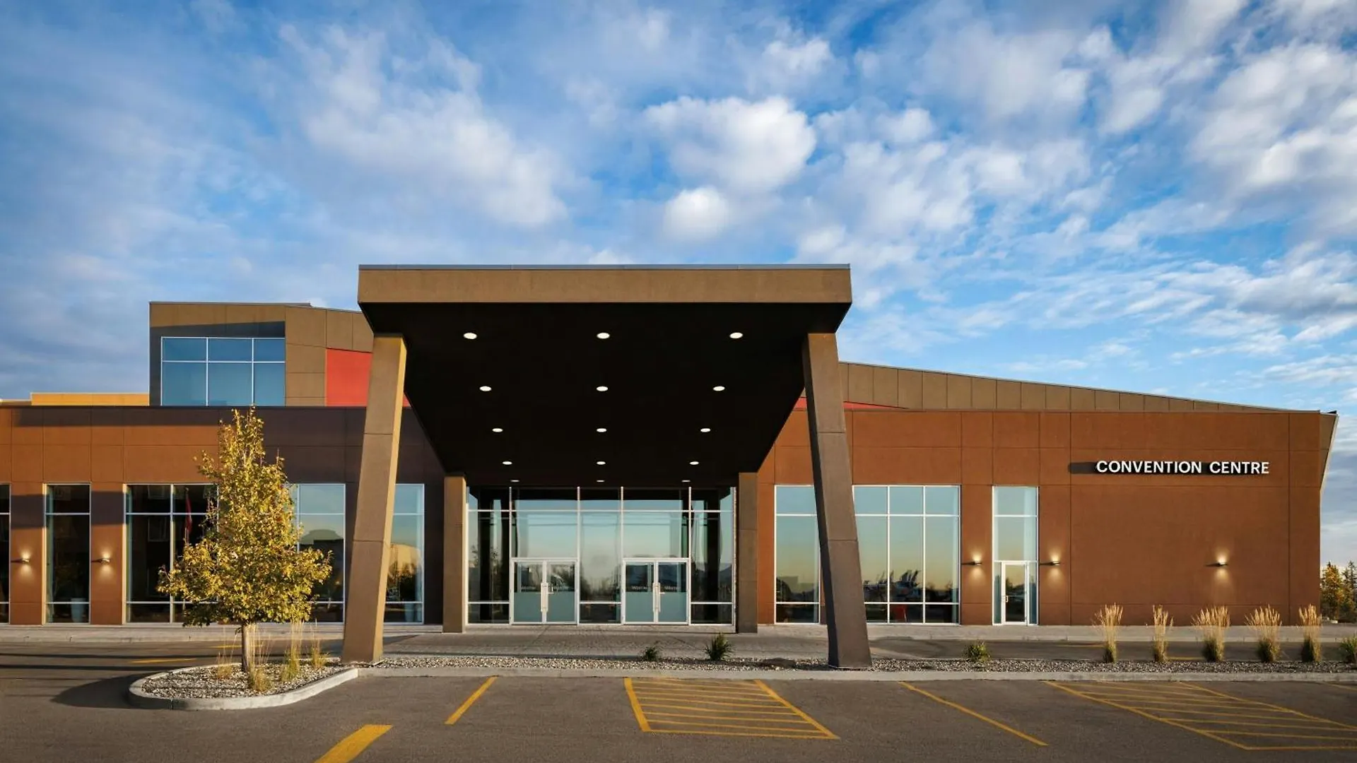 Hotel The Westin Calgary Airport 4*,