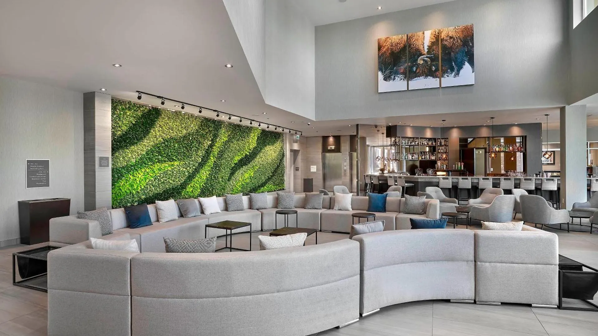 Hotel The Westin Calgary Airport