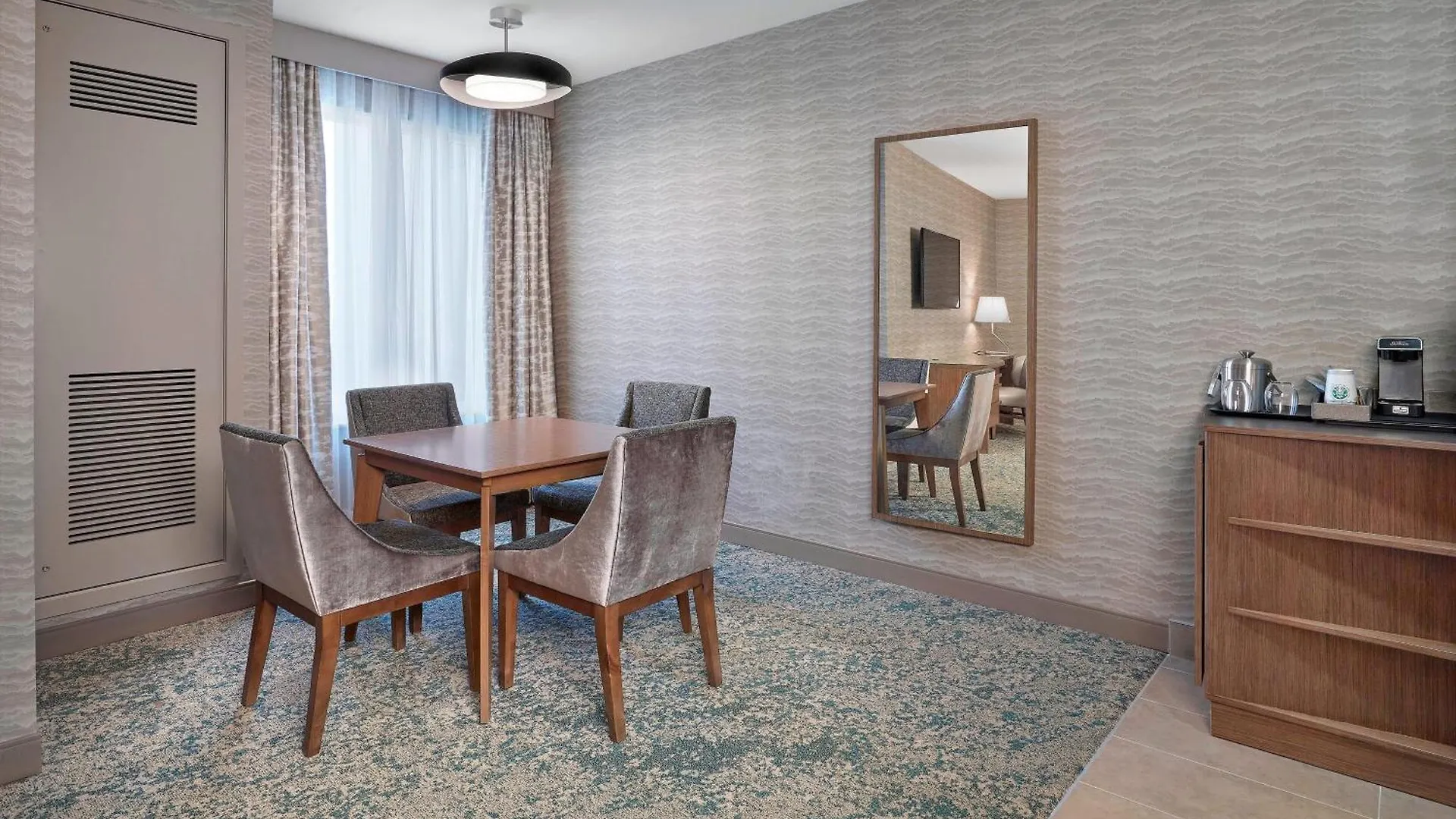 The Westin Calgary Airport Hotel