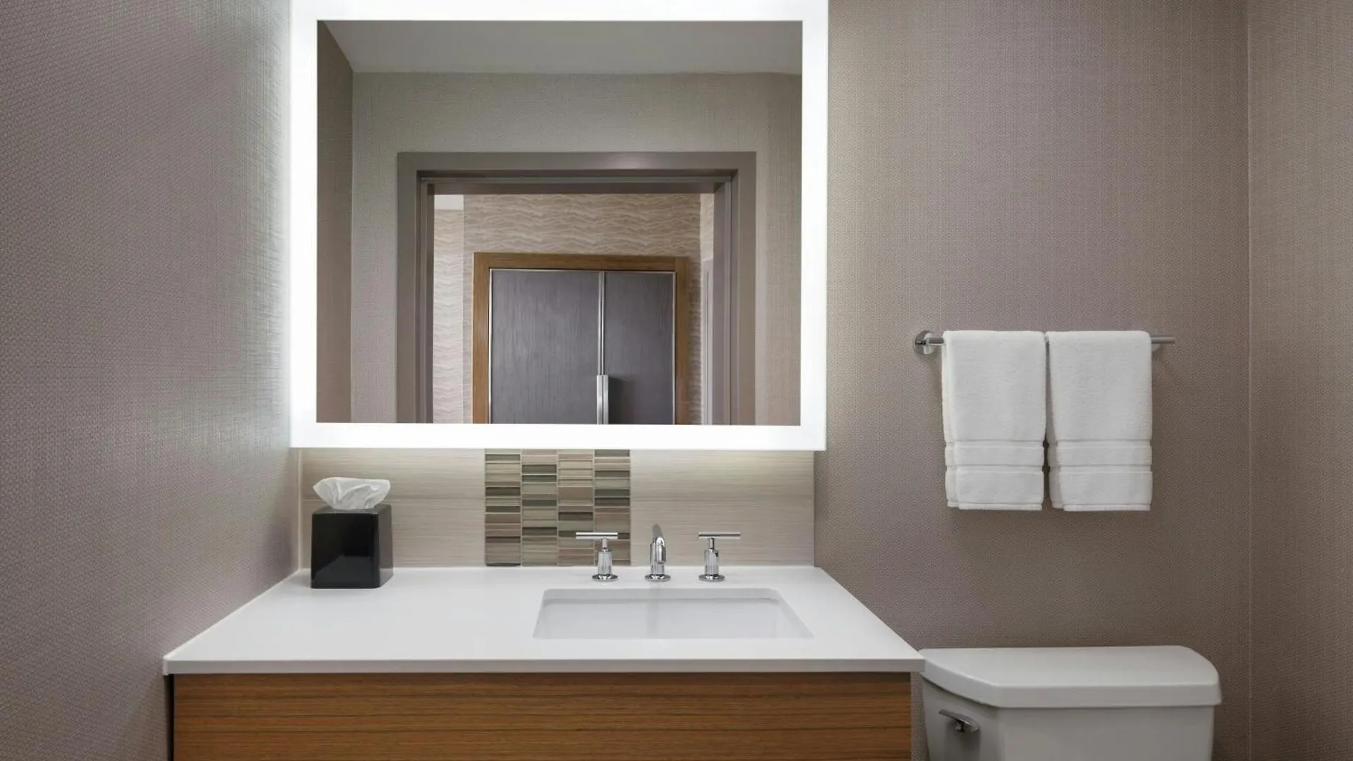 The Westin Calgary Airport Hotel